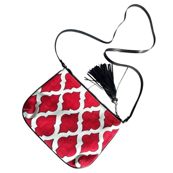 Brighton LOVE DOVE Holiday Christmas Crossbody Pouch NWT - Picture 2 of 9